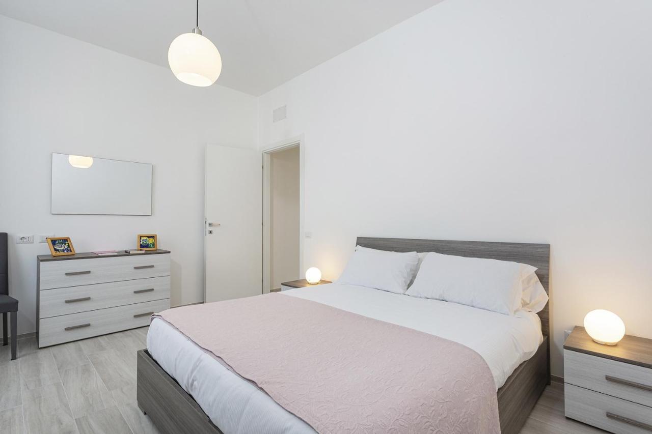 Contemporary Apartment In Sturla By Wonderful Italy Genoa Bagian luar foto