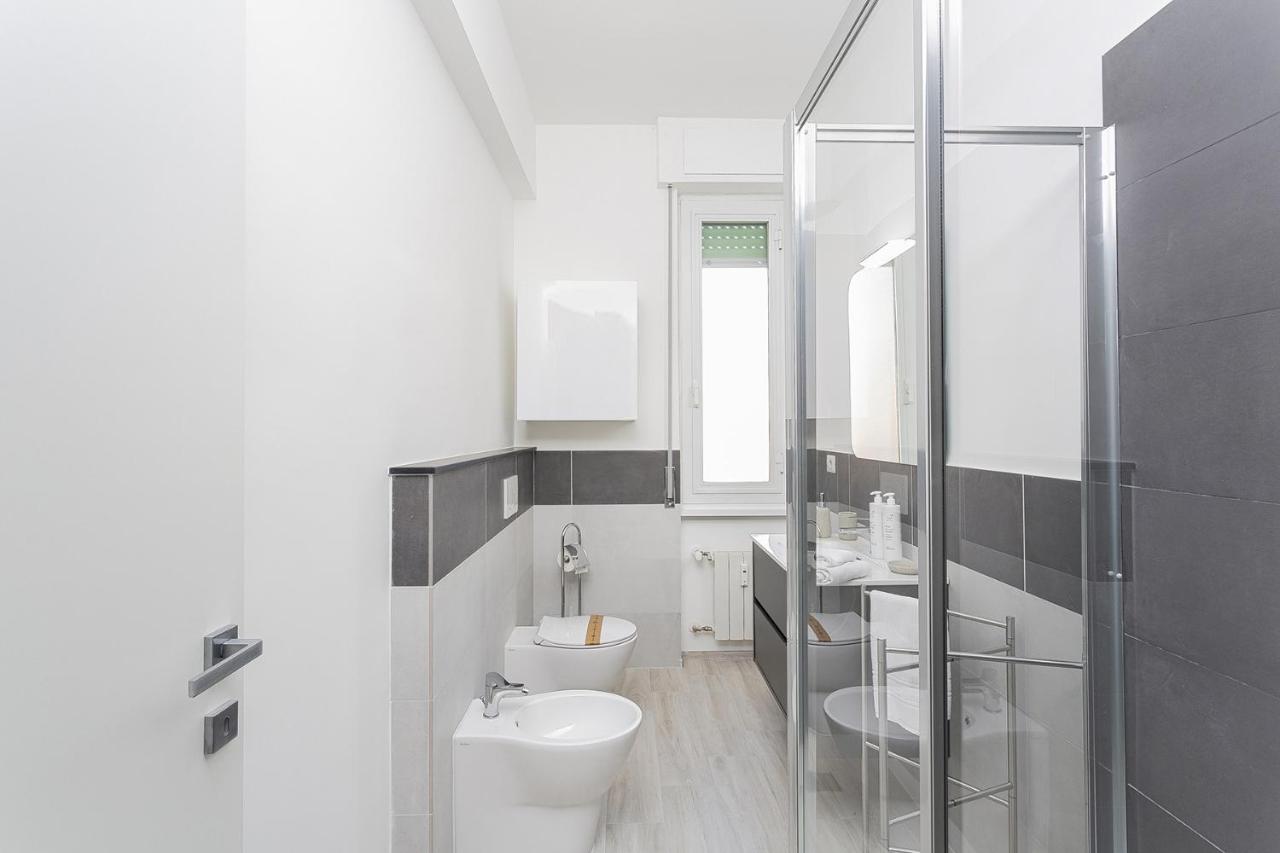 Contemporary Apartment In Sturla By Wonderful Italy Genoa Bagian luar foto